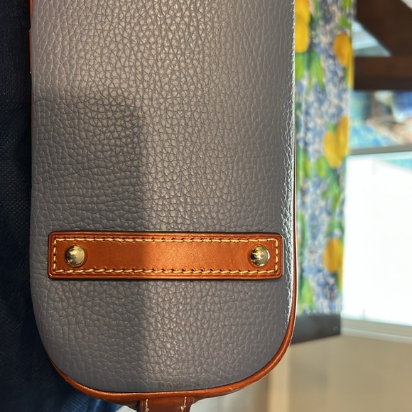 Dooney & Bourke, Pebble Grain Leather Zip Zip Satchel, never used blue - Picture 15 of 16